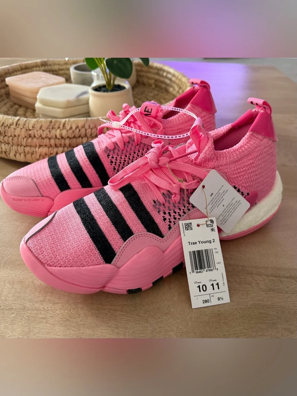 adidas sneakers image